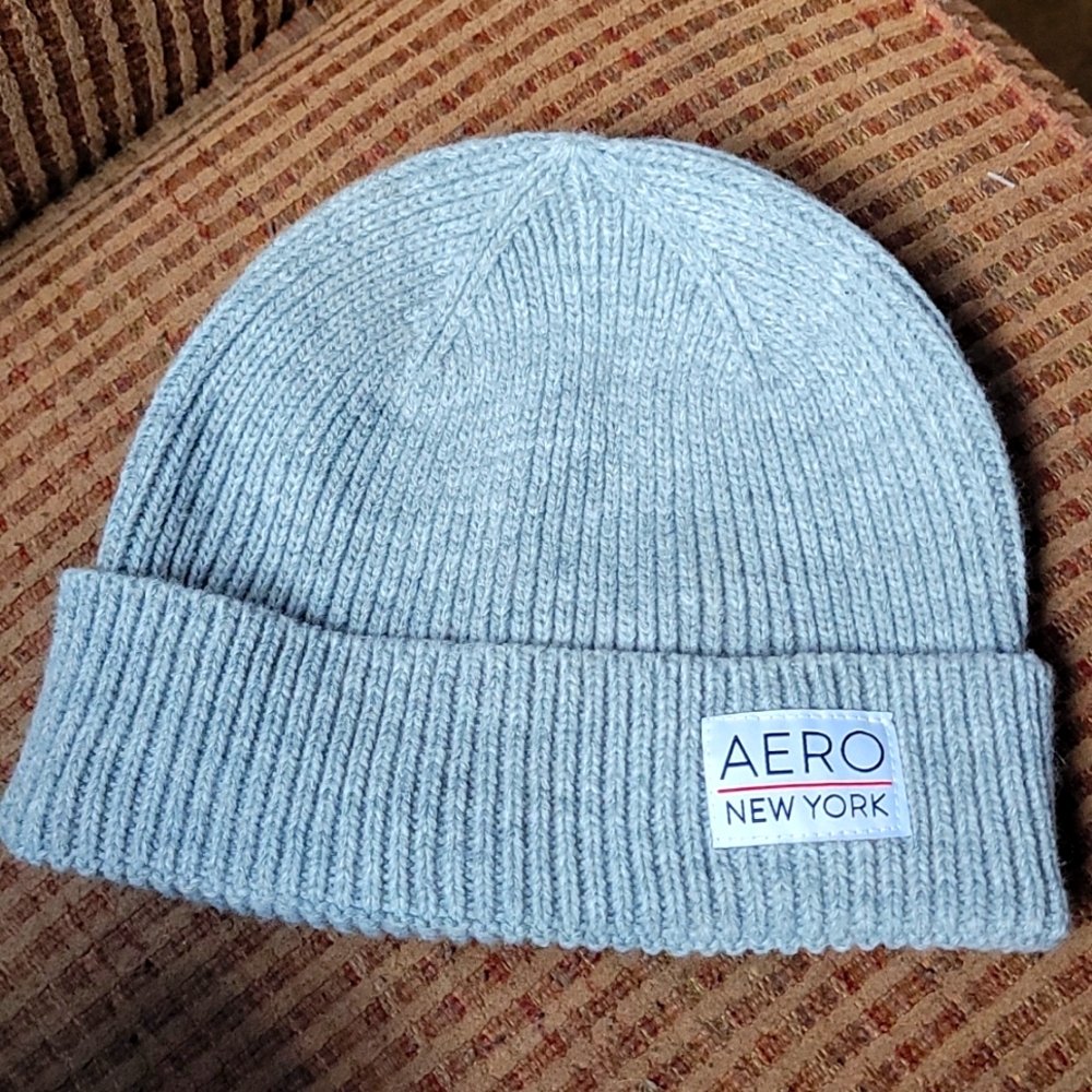Aero hat